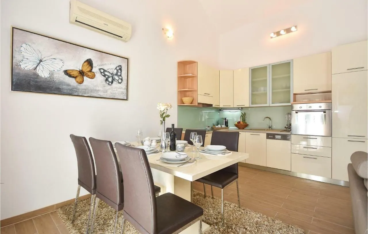 Holiday Home Kastel Stafilic Njiva Sv.Petra Trogir