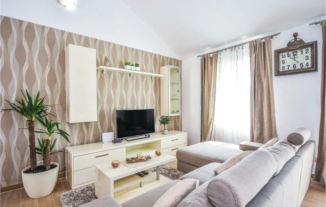 Holiday Home Kastel Stafilic Njiva Sv.Petra Trogir